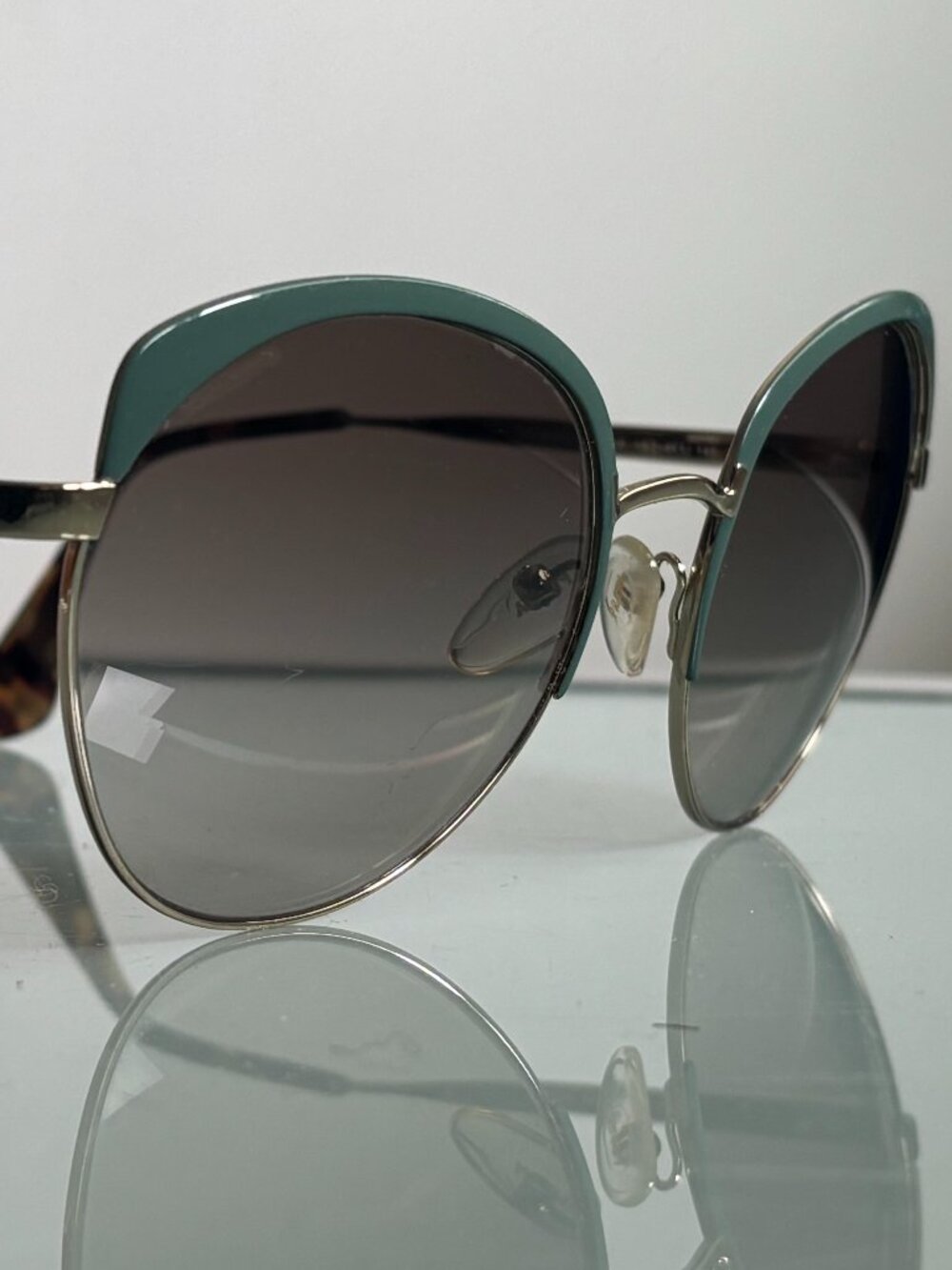 Prada PR 54SS Sunglasses - Picture 6 of 6